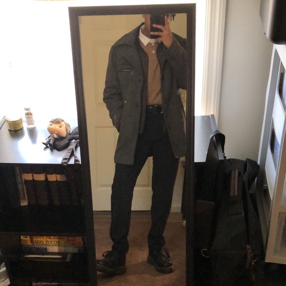 Meet your Posher, Hade - Picture 1 of 1